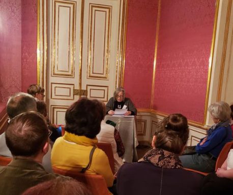 Erika Weigele liest aus ihrem Roman "Die Töchter von Zürich" in der königlichen Loge auf der Hubertusburg